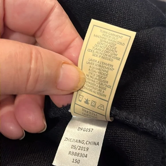 7 for All Mankind Fleece 1/4 Zip& jogger style jeans - boys Sz S ( school age)